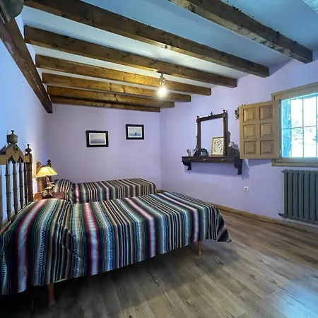 La Indefinida Holiday home Toranzo